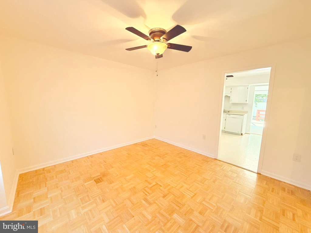 LAKEVIEW VILLAGE - Residential