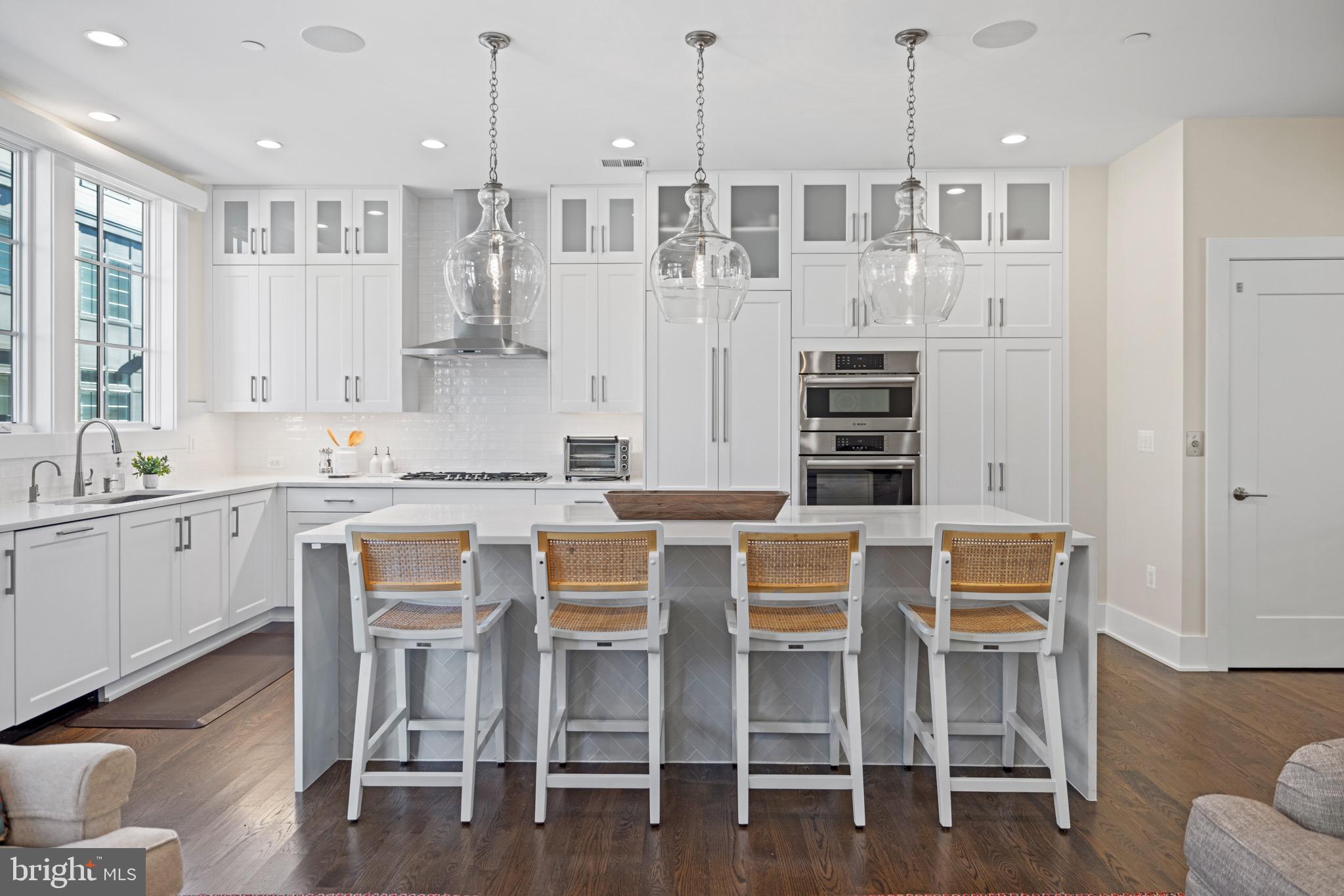 CHEVY CHASE - Residential