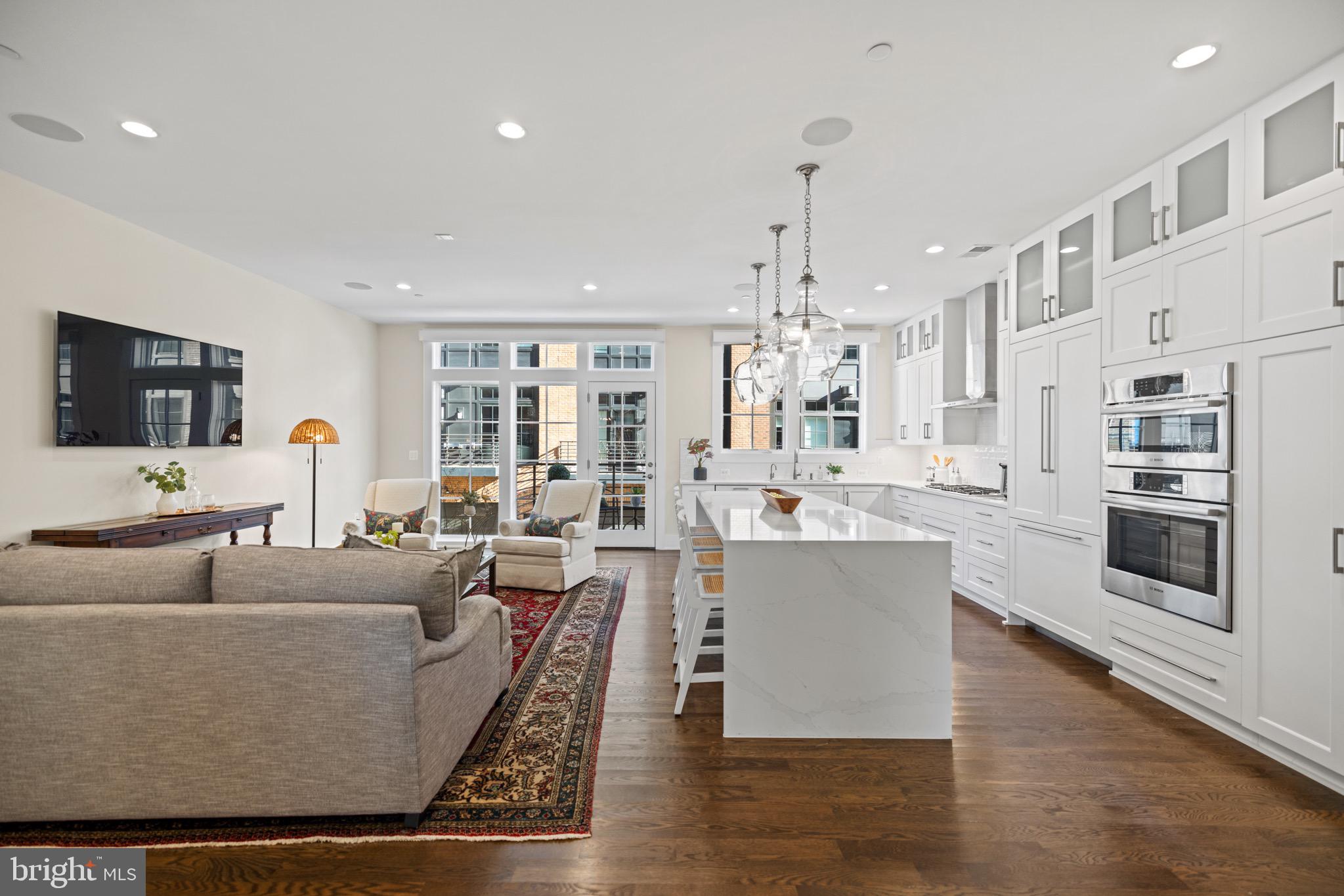 CHEVY CHASE - Residential