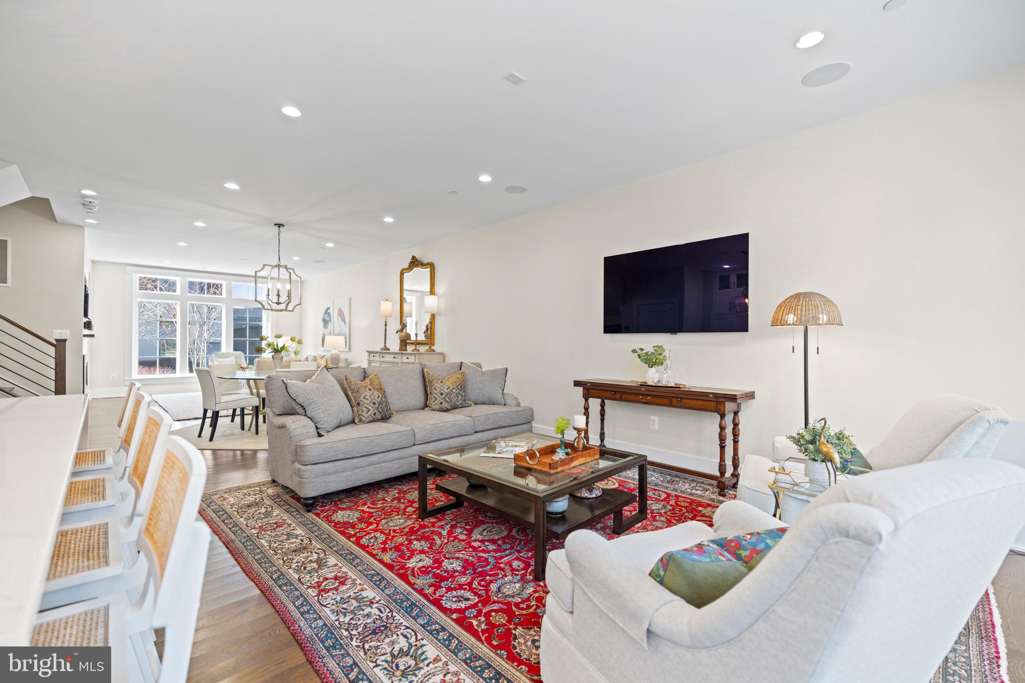 CHEVY CHASE - Residential