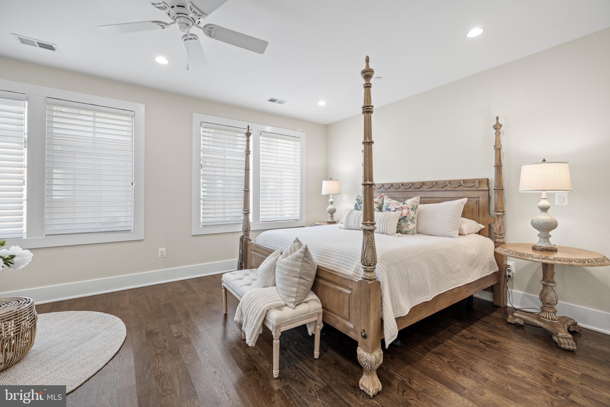 CHEVY CHASE - Residential