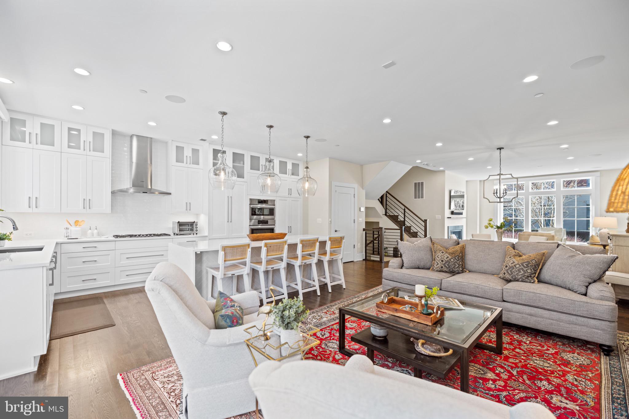 CHEVY CHASE - Residential