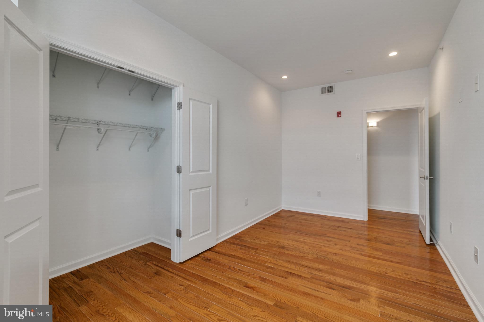 POINT BREEZE - Residential Lease