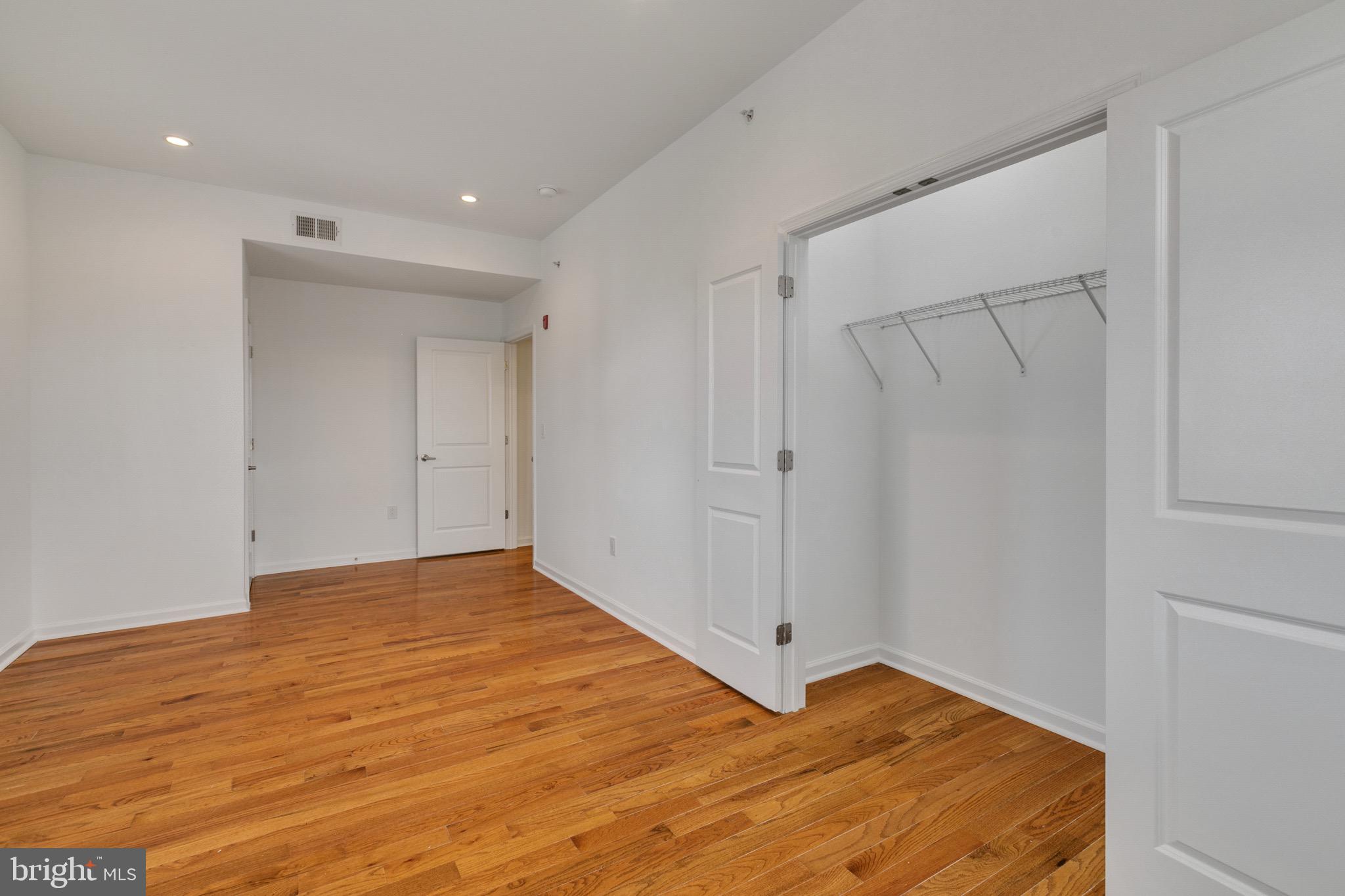 POINT BREEZE - Residential Lease