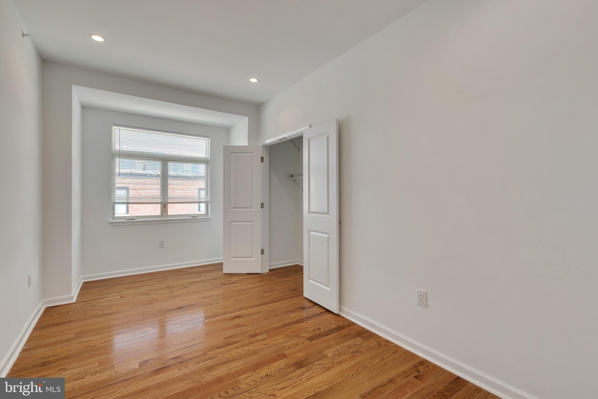 POINT BREEZE - Residential Lease
