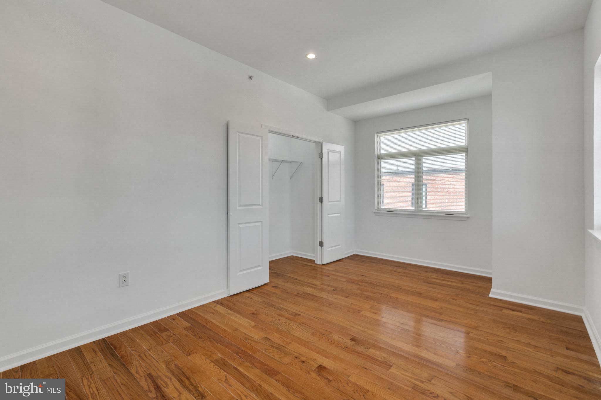 POINT BREEZE - Residential Lease