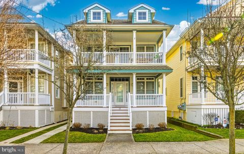 Photo of 35 Asbury Avenue, OCEAN CITY, NJ 08226 (MLS # NJCM2006662)