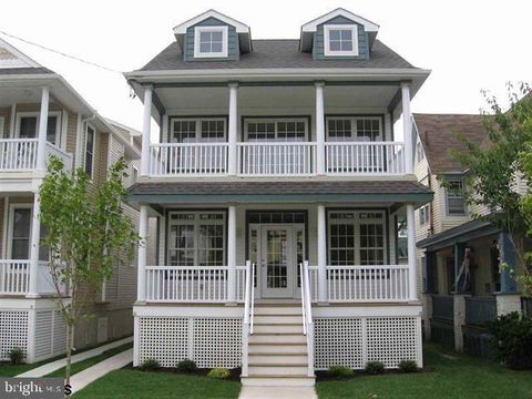 Photo of 35 Asbury Avenue, OCEAN CITY, NJ 08226 (MLS # NJCM2006662)