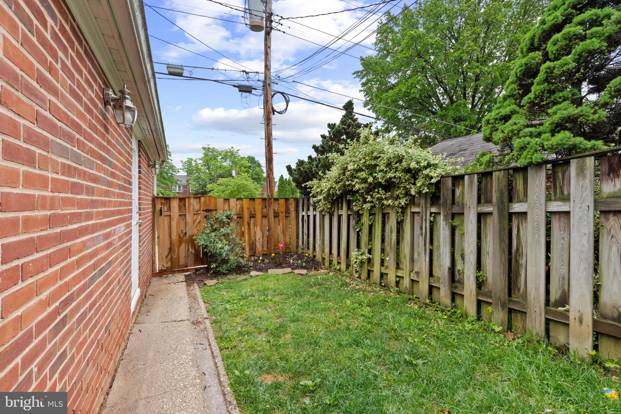 RODGERS FORGE - Residential