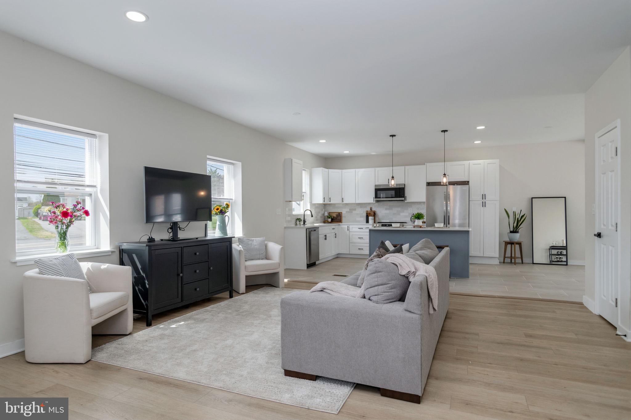 LINTHICUM HEIGHTS - Residential