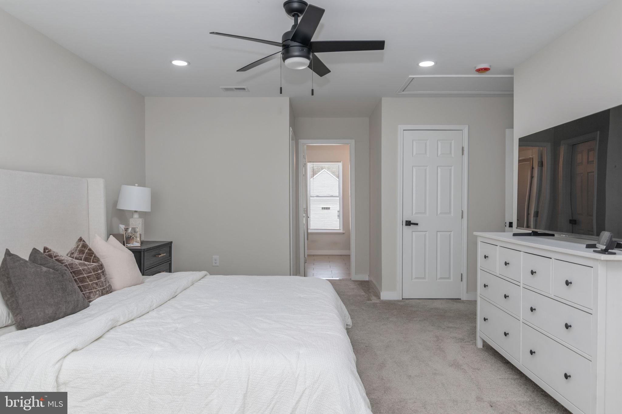 LINTHICUM HEIGHTS - Residential