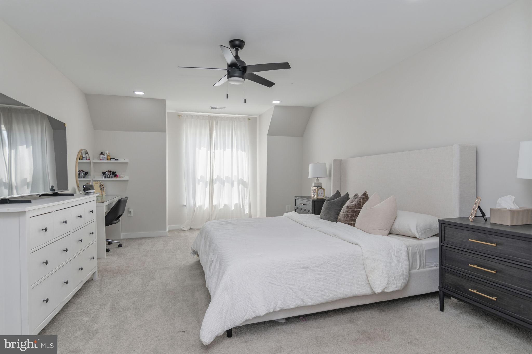 LINTHICUM HEIGHTS - Residential