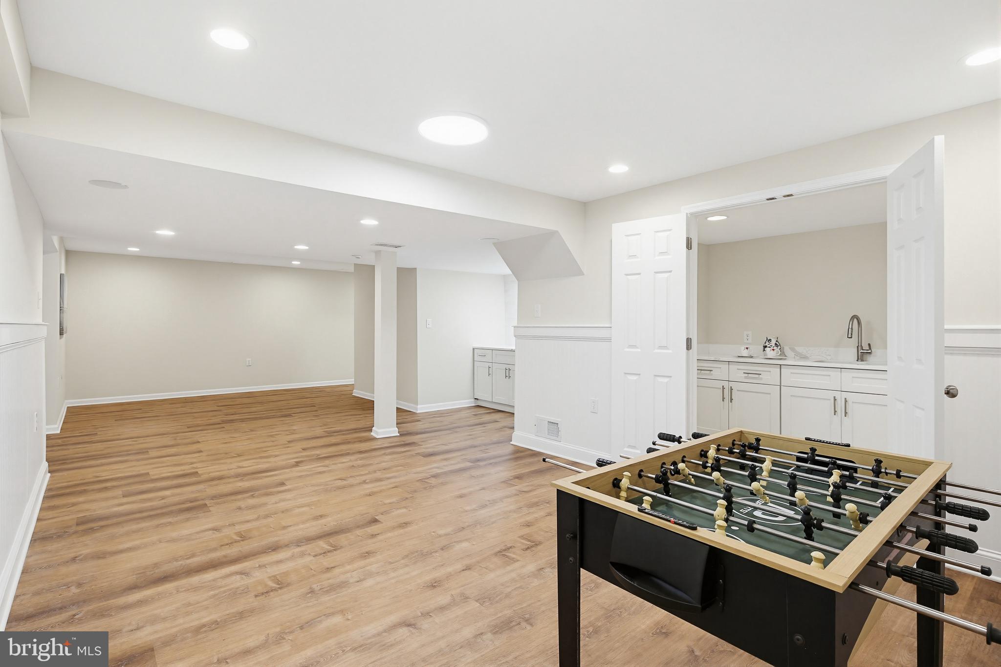 TWELVE HILLS - Residential