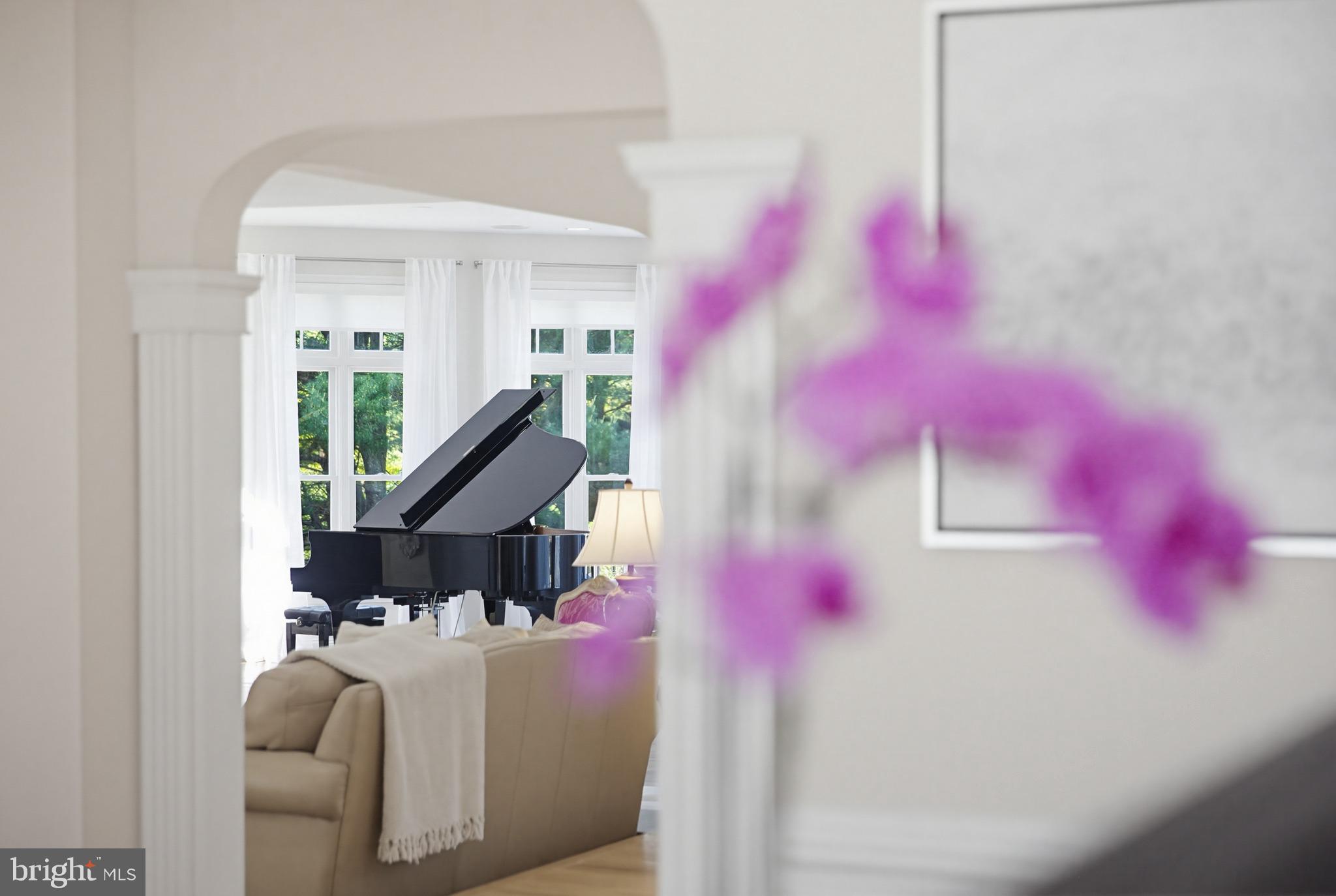 TWELVE HILLS - Residential