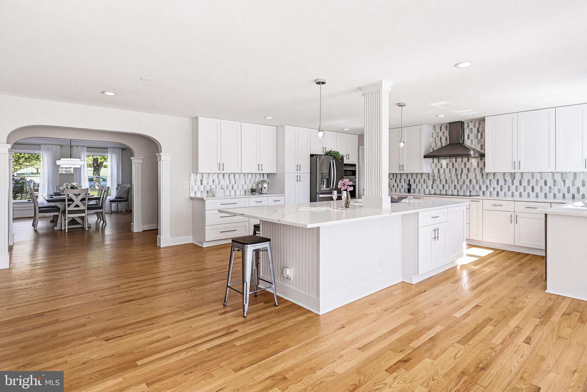 TWELVE HILLS - Residential