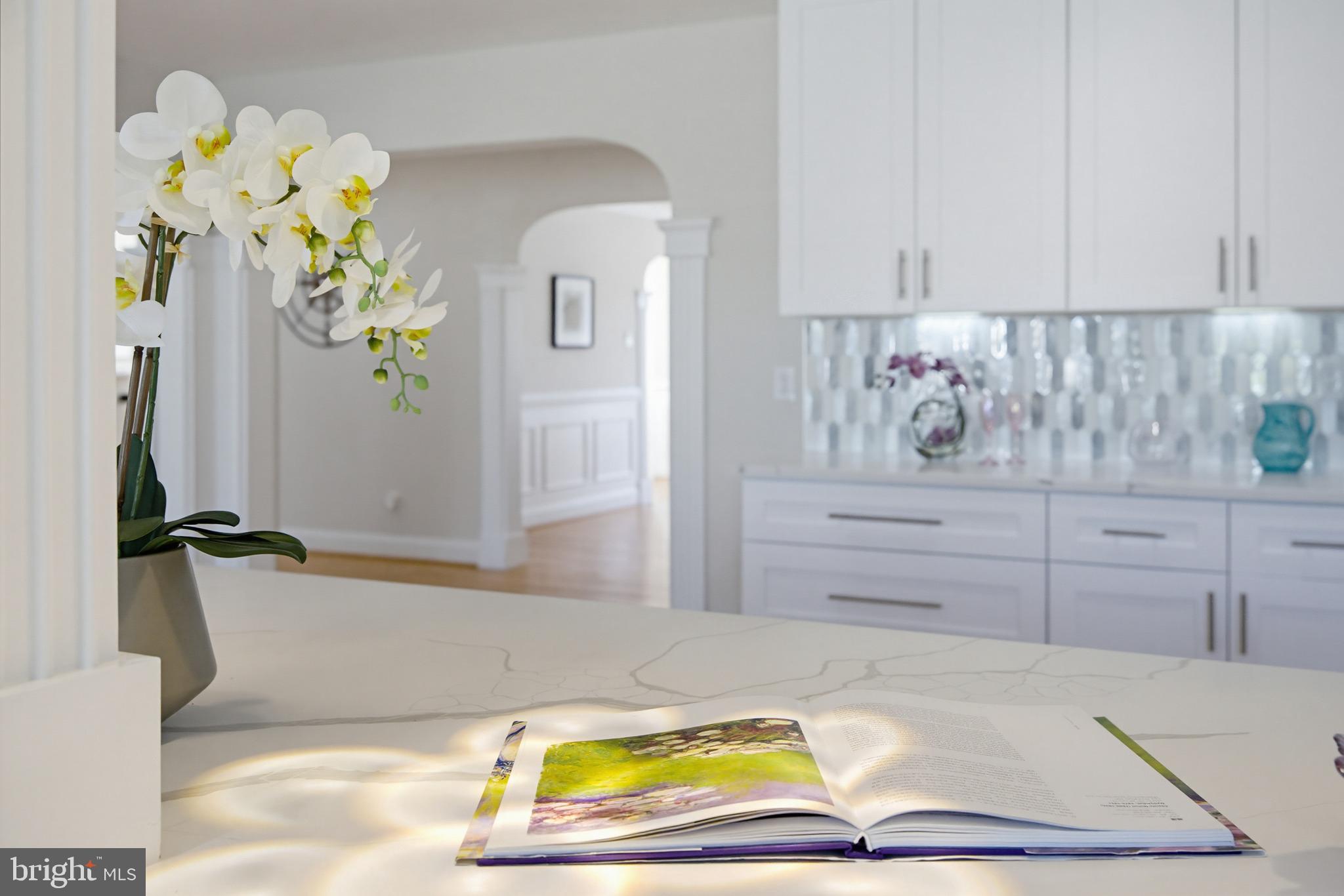 TWELVE HILLS - Residential