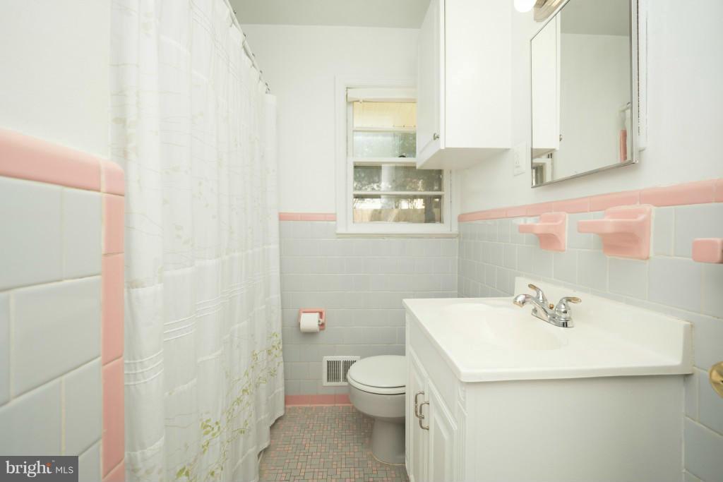 GARDEN CITY - Residential