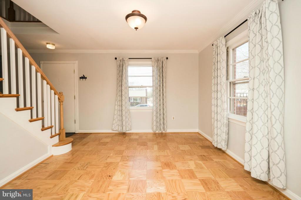 GARDEN CITY - Residential