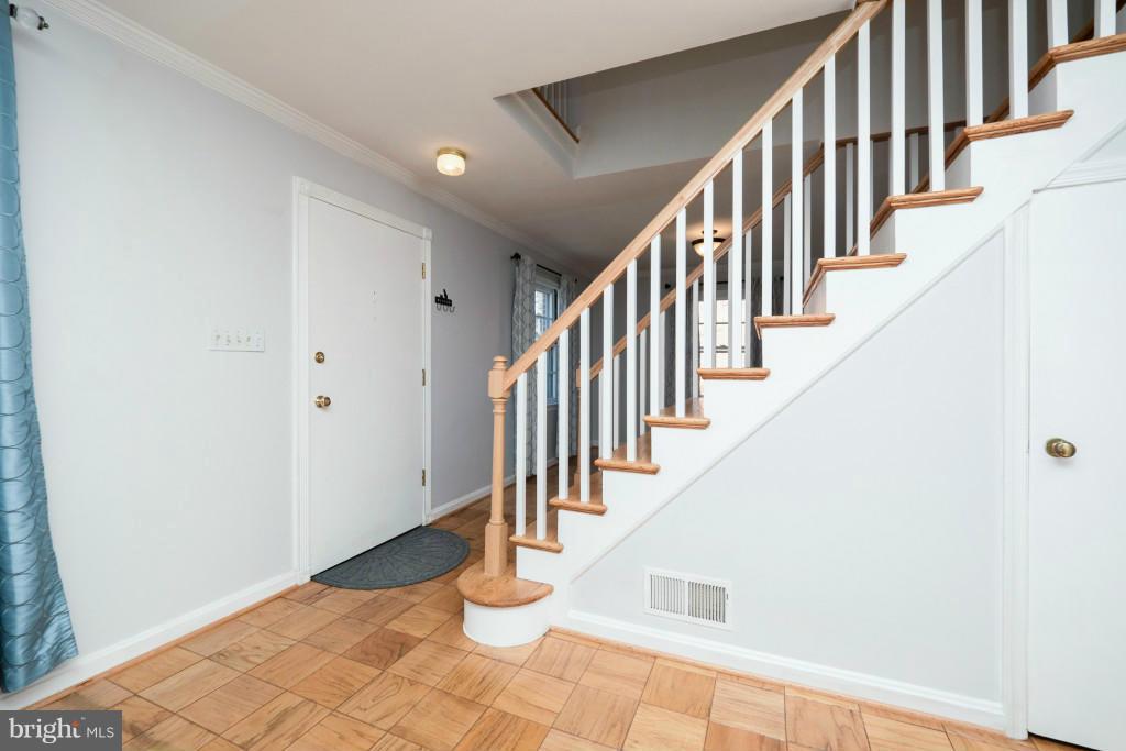 GARDEN CITY - Residential