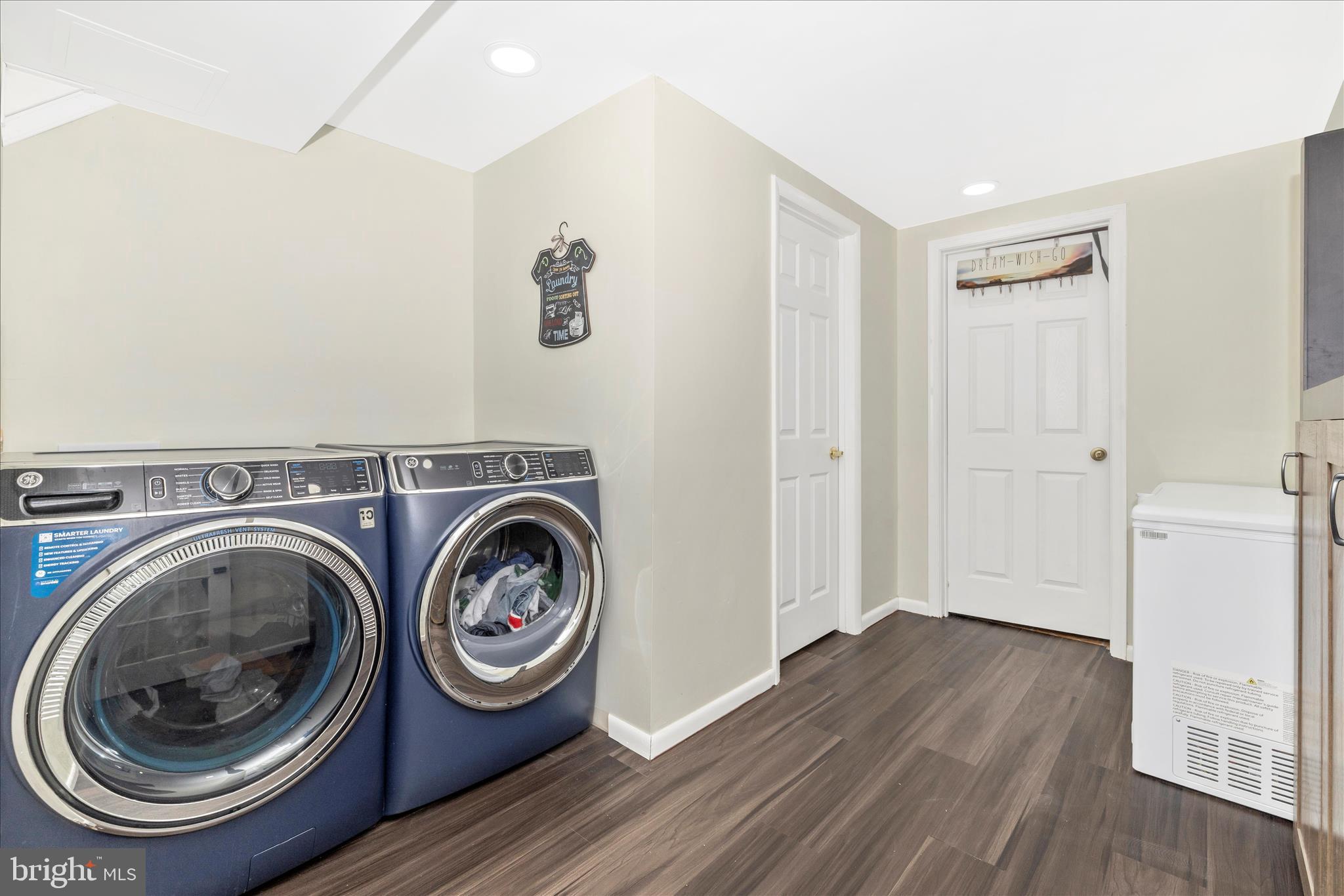 CARROLL WOOD ESTATES - Residential