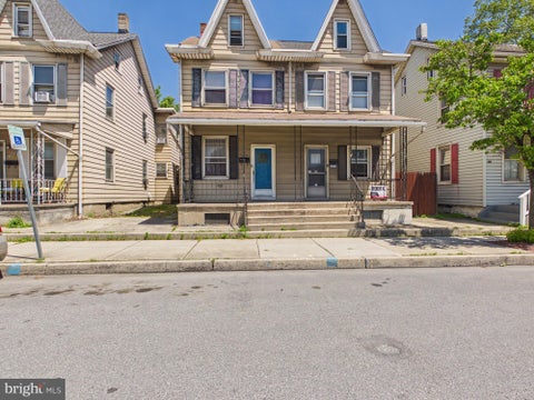 Townhouse For Sale - 673 S Front Street<br/> Dauphin County, STEELTON, PA 17113