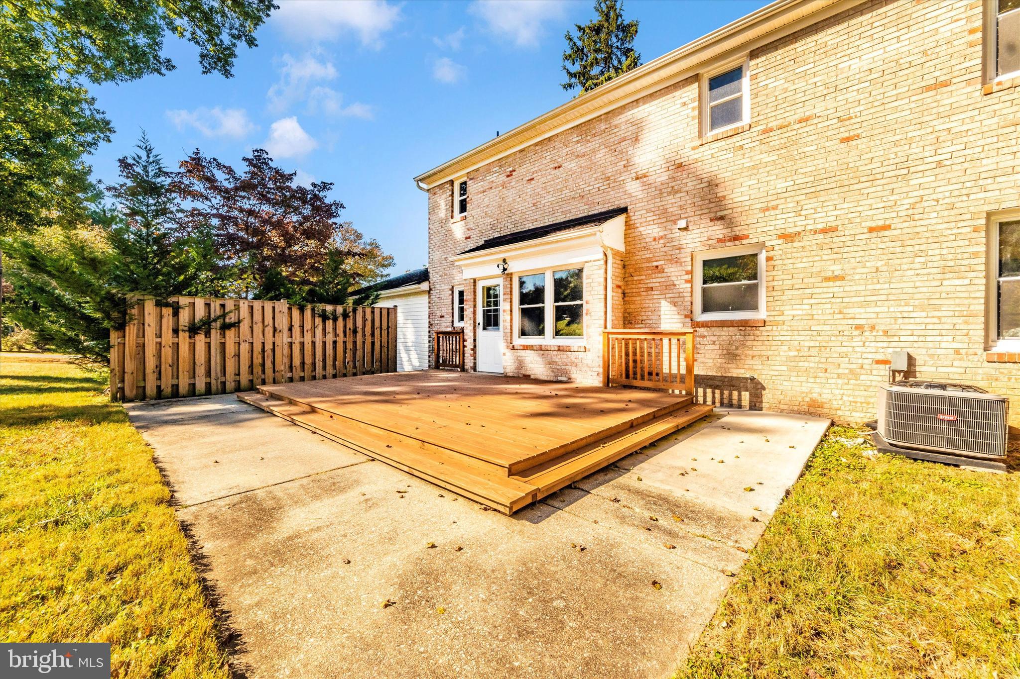 STONEGATE - Residential