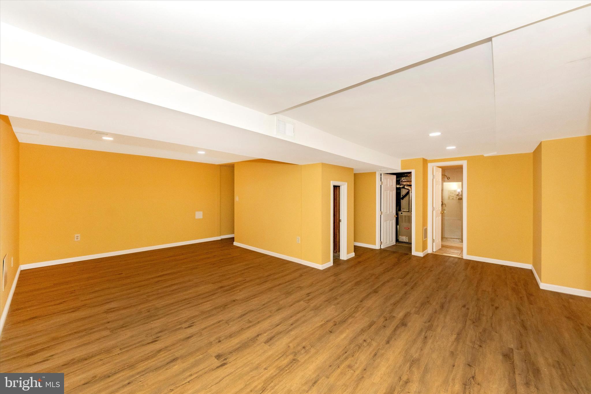 STONEGATE - Residential