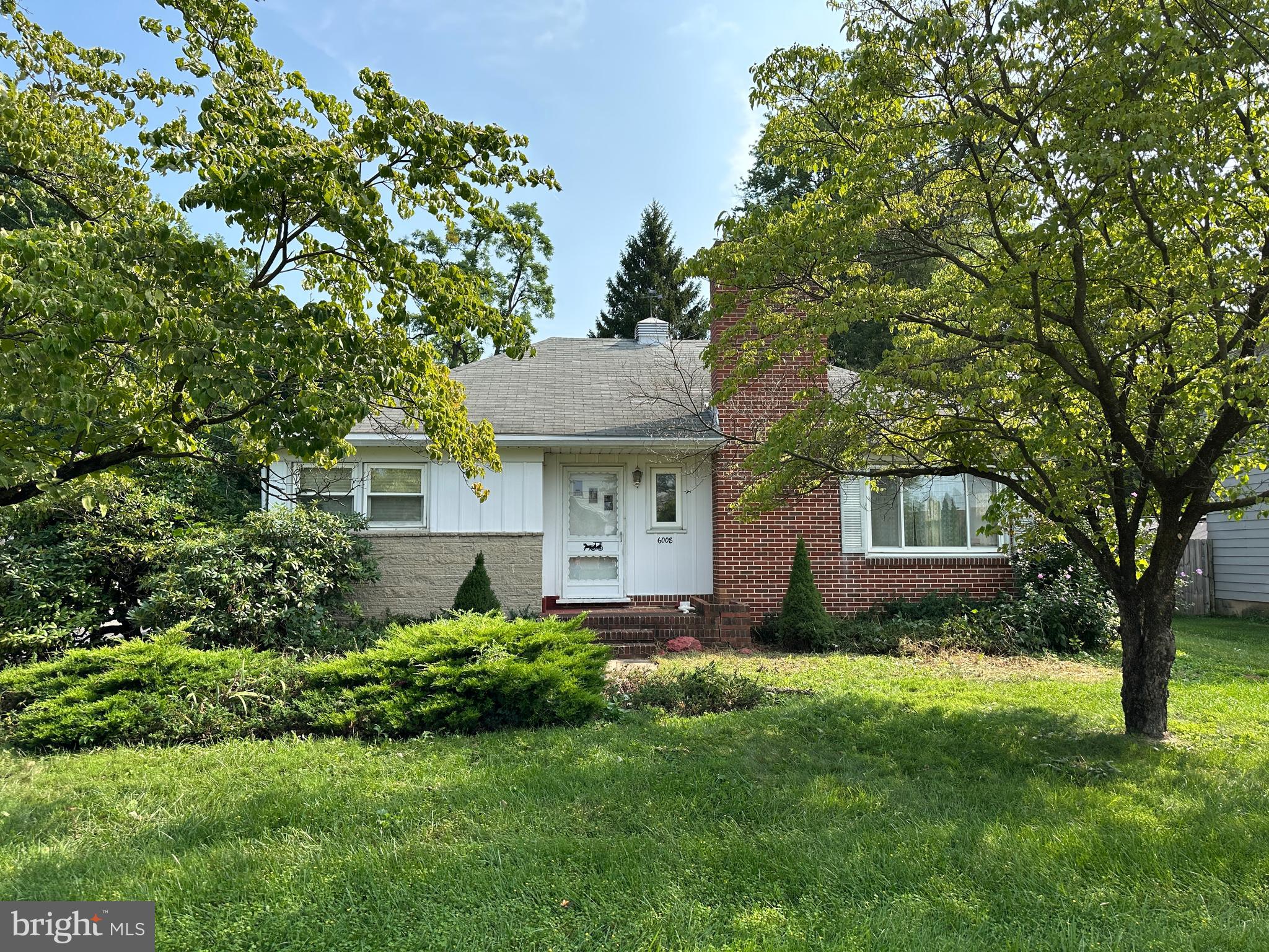 NICE RANCHER IN AN EXCELLENT LOCATION! This home features 3 bedrooms, 1 bathroom, living room w/ stone fireplace, kitchen, full basement, and a utility shed. Excellent location near Letterkenny and just minutes from both Chambersburg, Shippensburg, and Green Village and conveniently located near Rt 11 as well! The rear yard is nice and level great for outdoor activities and there is also a utility shed for added storage! Driveway is shared. Come and give this home your own finishing touches! This property will be offered at auction on Thursday, August 21, 2025, at 3:00 PM. The List price in no way represents a minimum, starting, or acceptable bid.