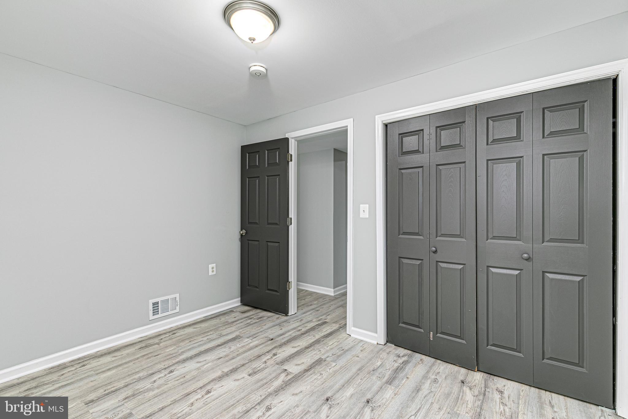 SUNNYSIDE - Residential