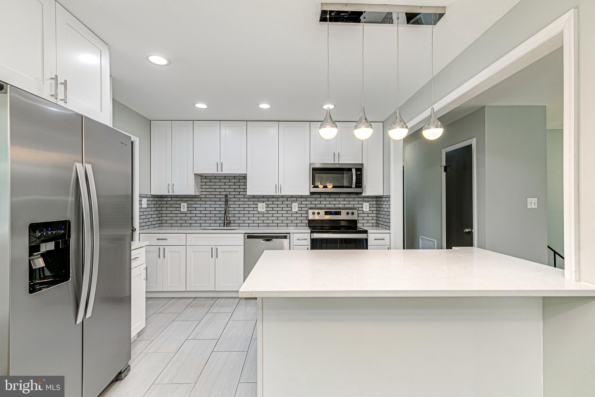 SUNNYSIDE - Residential