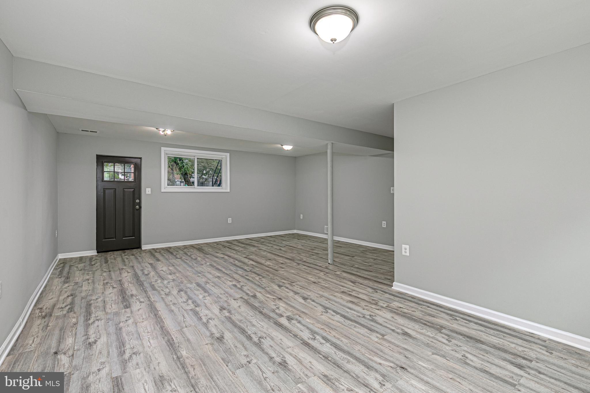 SUNNYSIDE - Residential