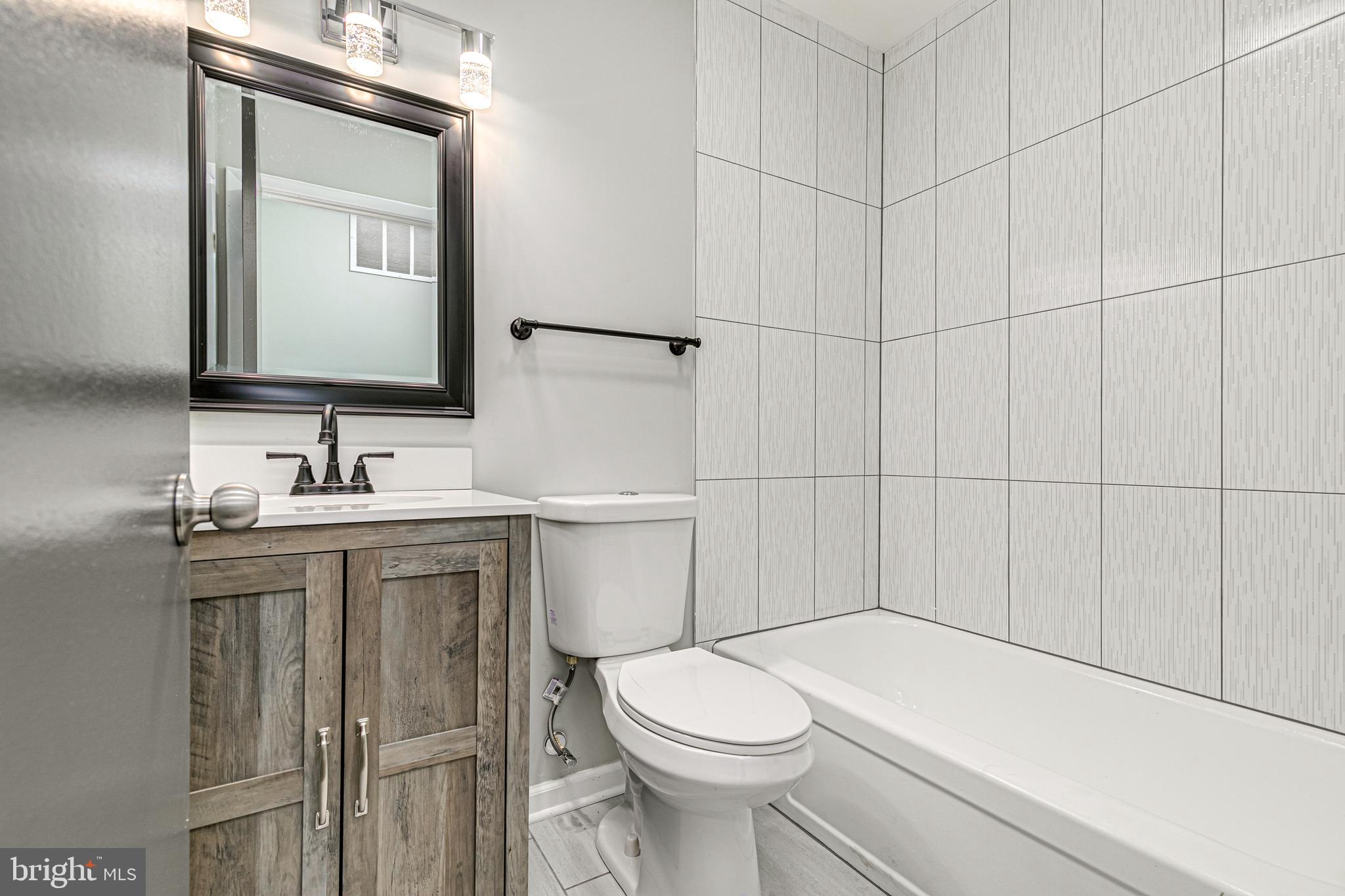 SUNNYSIDE - Residential