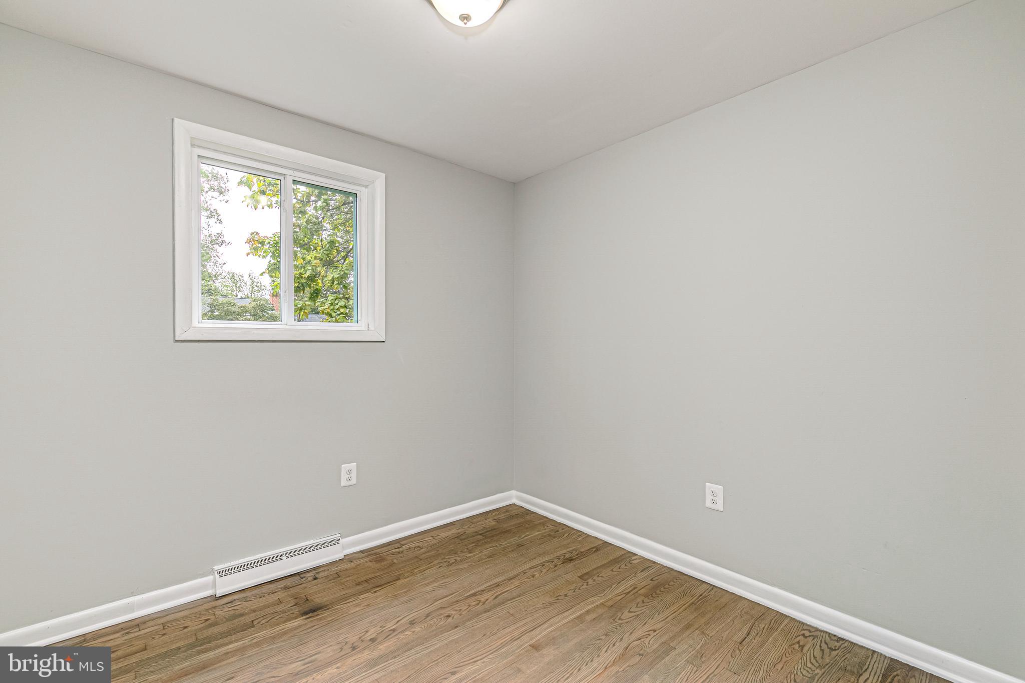 SUNNYSIDE - Residential