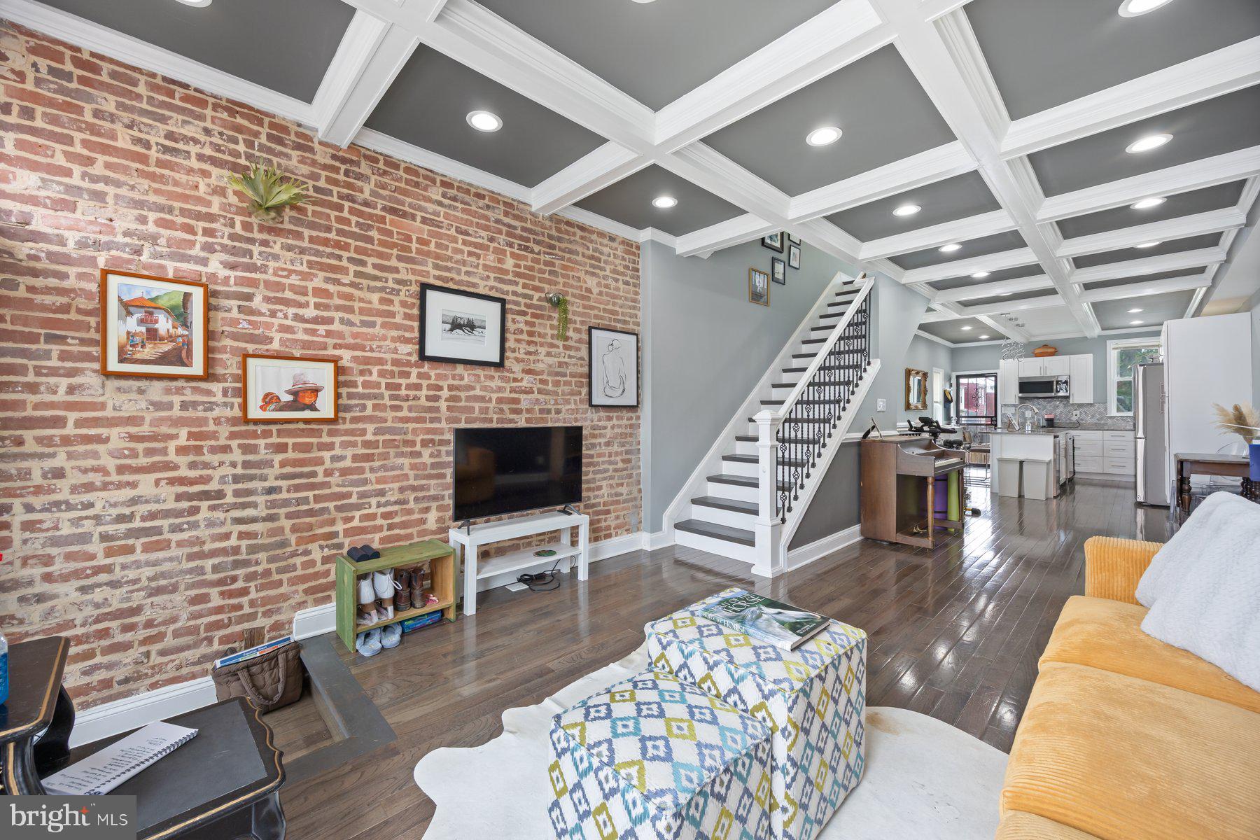 MILTON-MONTFORD - Residential