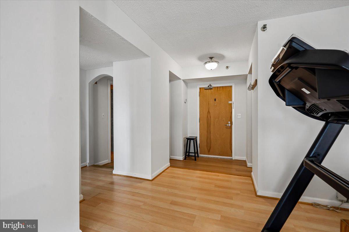 SKYLINE SQUARE CONDO - Residential