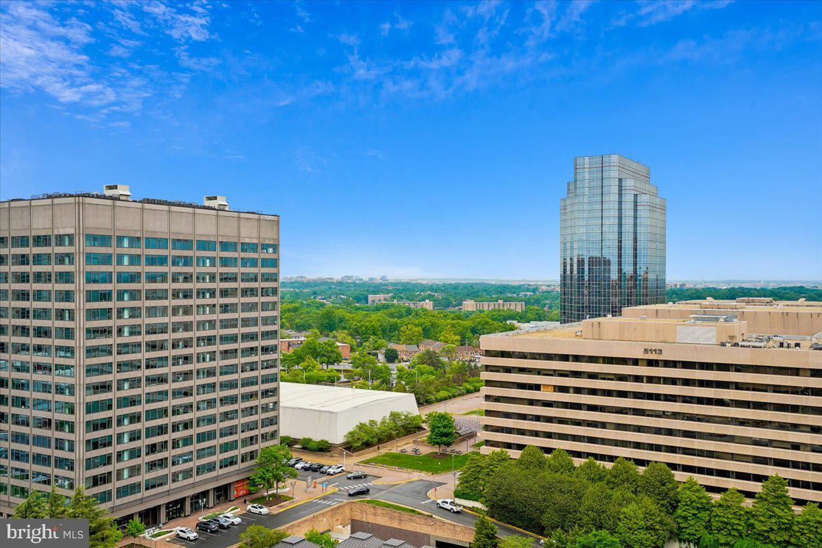 SKYLINE SQUARE CONDO - Residential