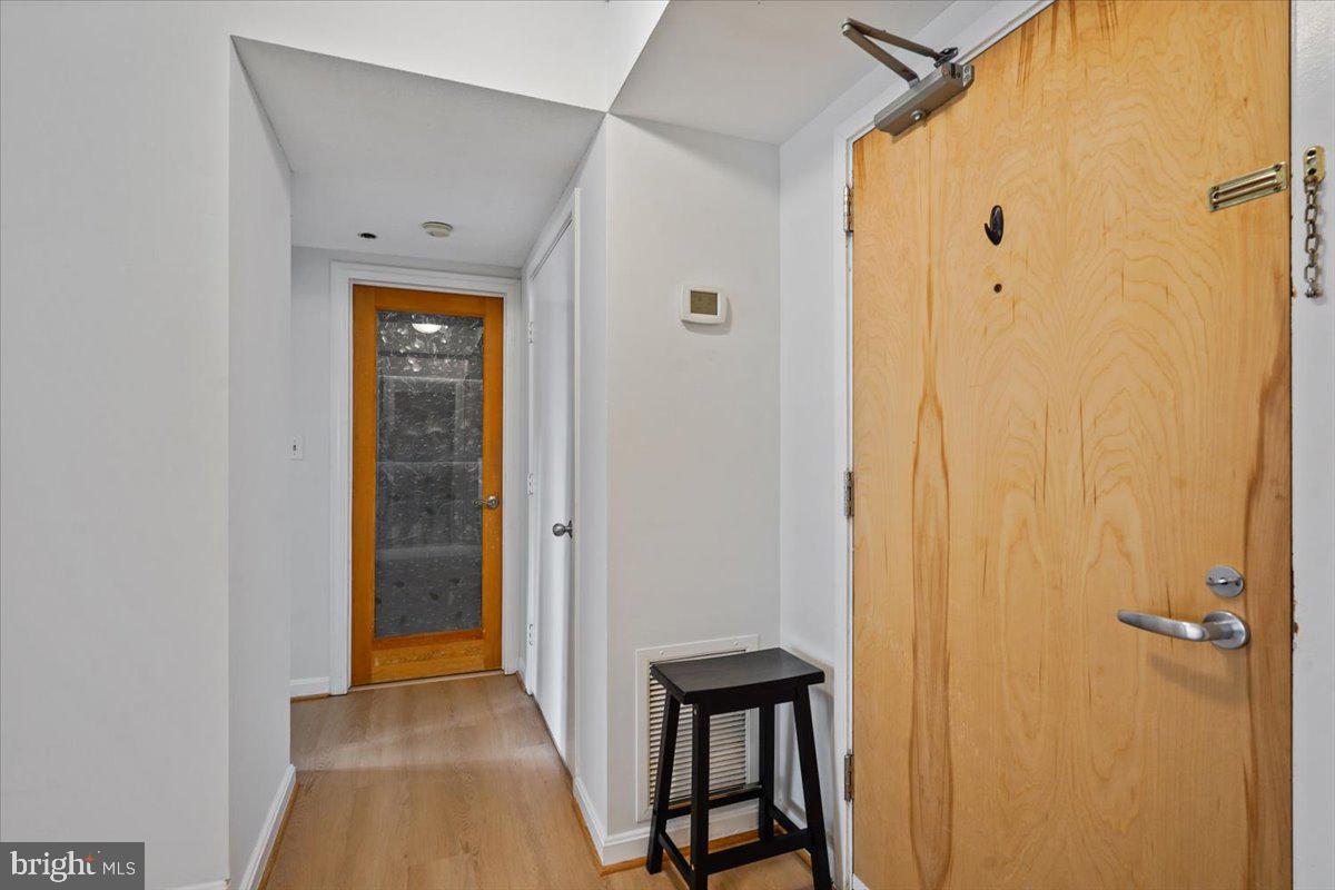 SKYLINE SQUARE CONDO - Residential
