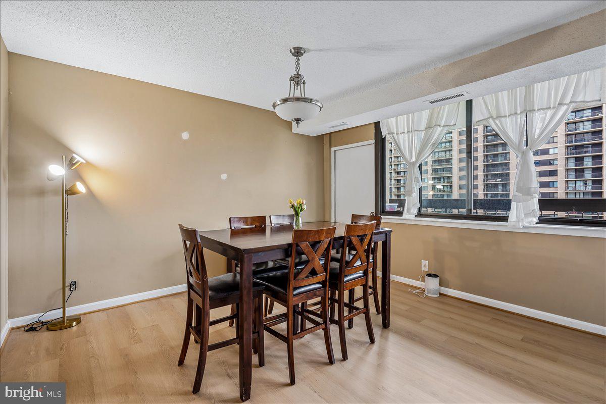 SKYLINE SQUARE CONDO - Residential