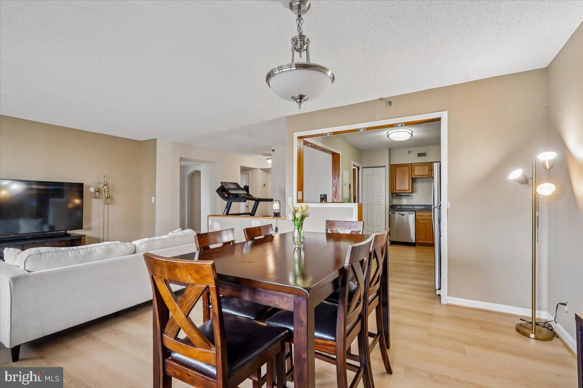 SKYLINE SQUARE CONDO - Residential