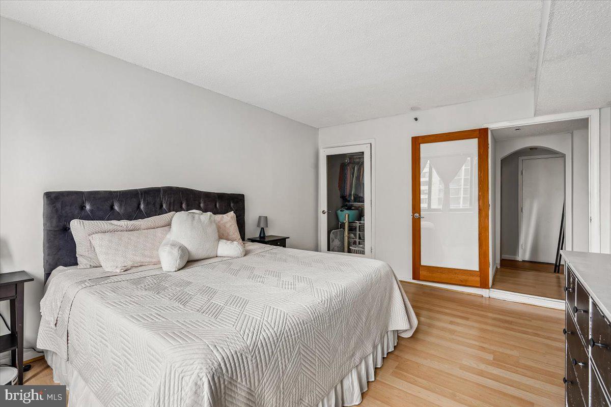 SKYLINE SQUARE CONDO - Residential