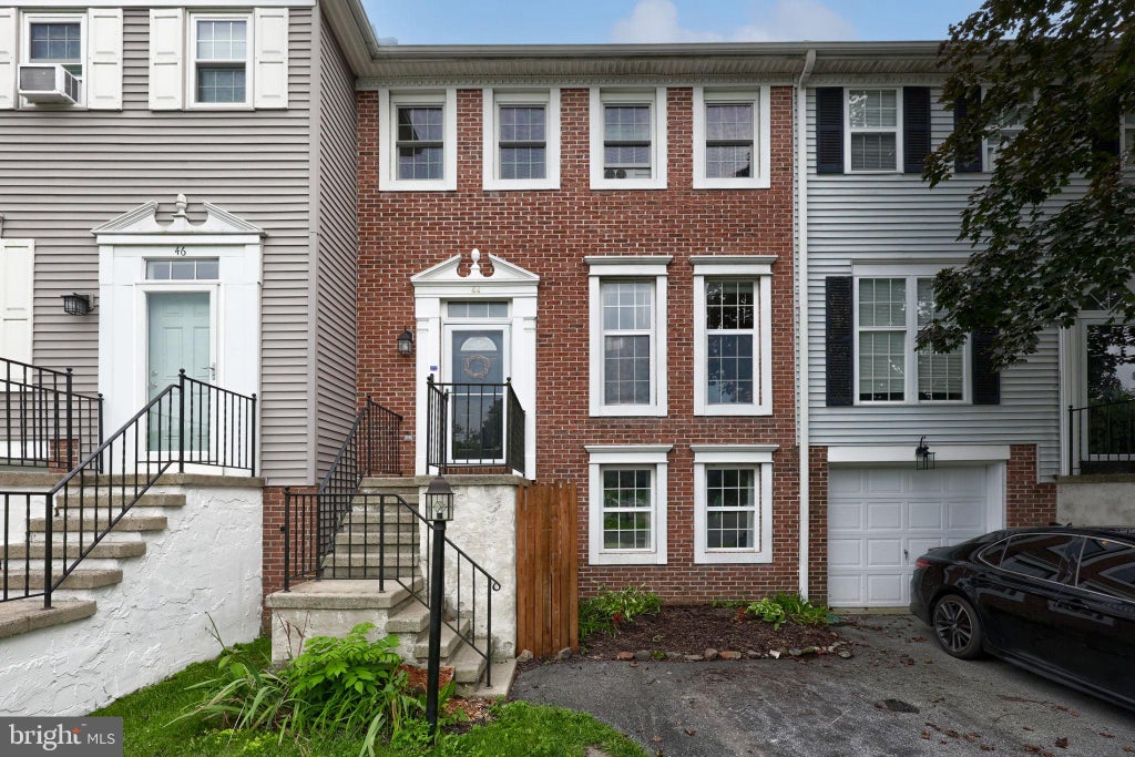 Photo of 44 Brookfield Road, LITITZ, PA 17543 (MLS # PALA2094330)