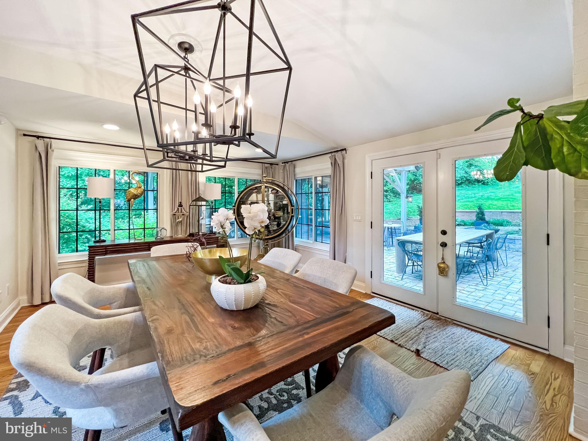 VALE WOODS KNOLLS - Residential