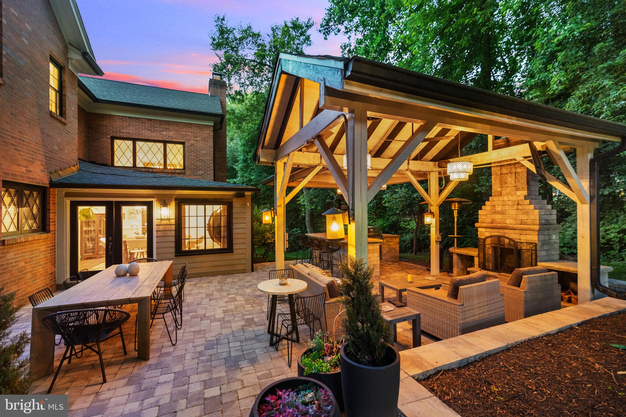 VALE WOODS KNOLLS - Residential