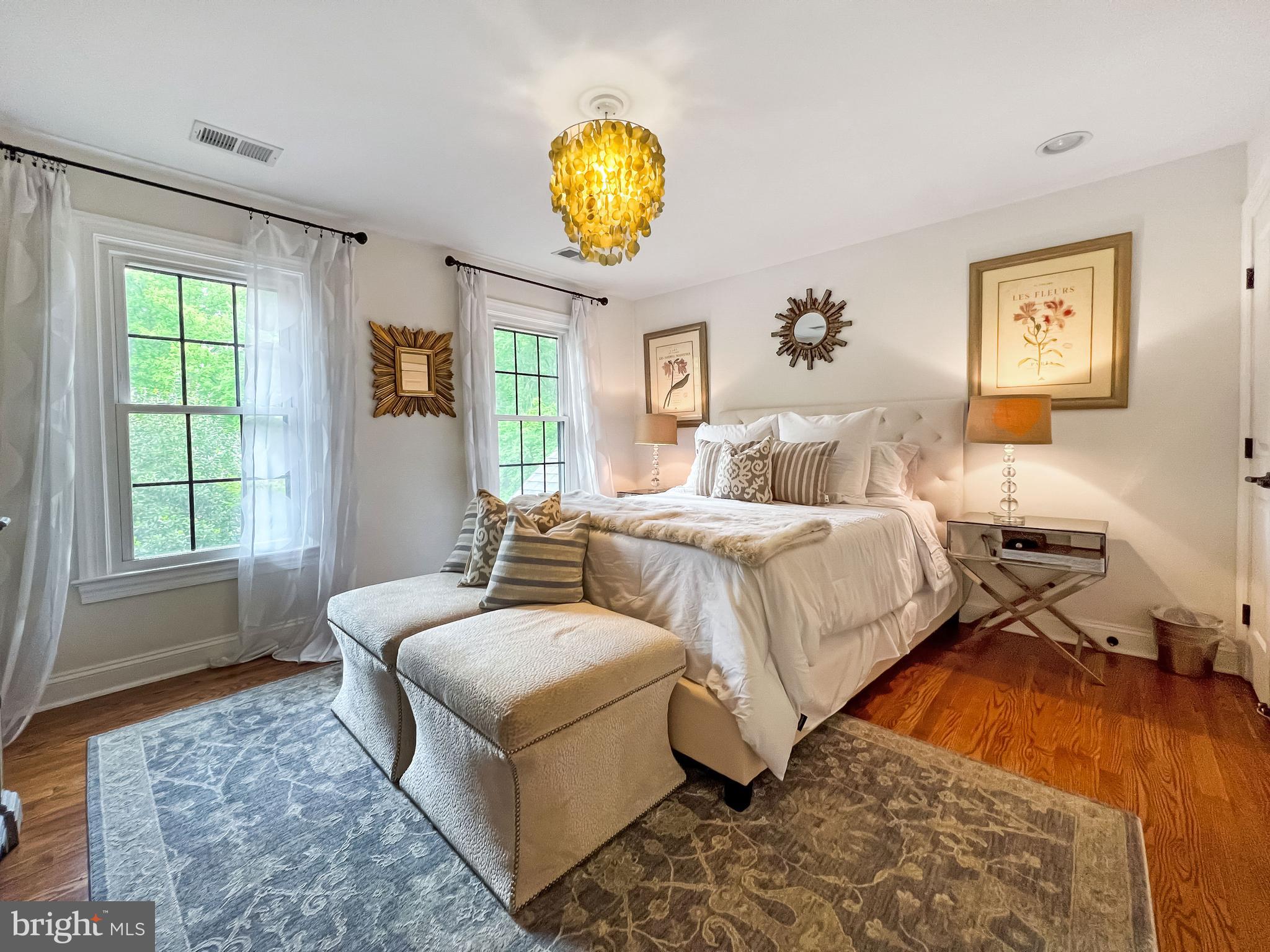 VALE WOODS KNOLLS - Residential