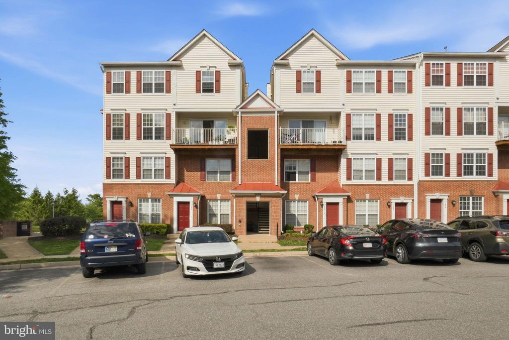 Photo of 2494 Quick Street #303, HERNDON, VA 20171 (MLS # VAFX2310678)