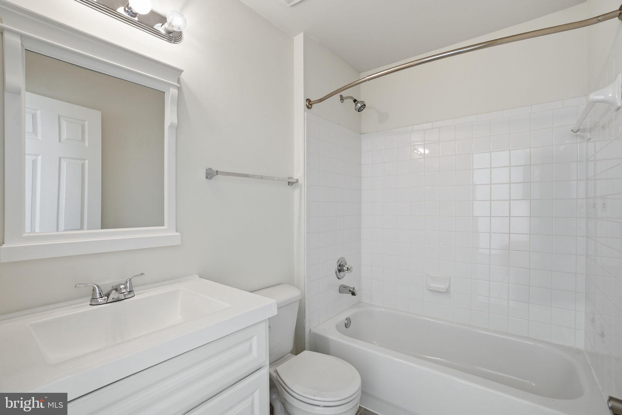 MANORS AT MCNAIR FARMS - Residential