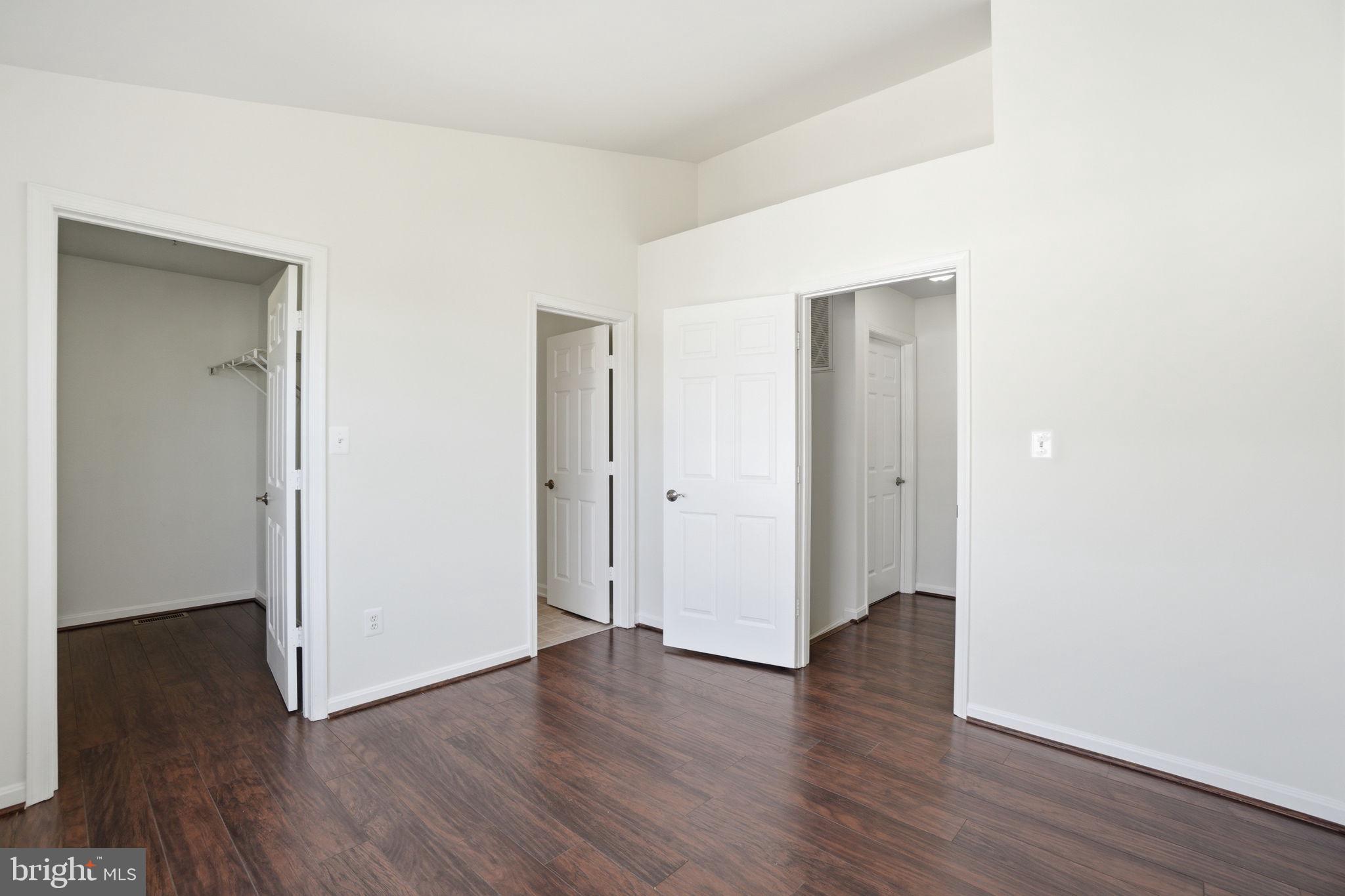 MANORS AT MCNAIR FARMS - Residential