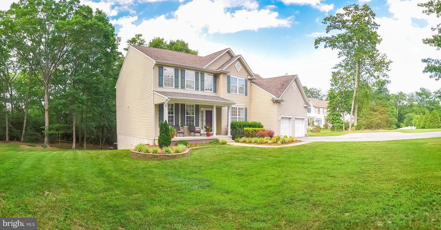 RIVERSIDE FARMS - Residential