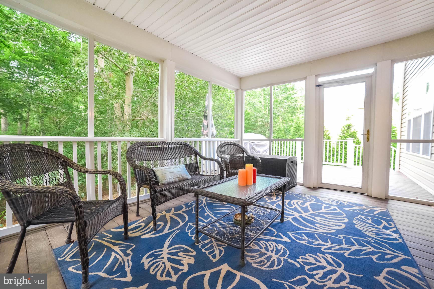 RIVERSIDE FARMS - Residential