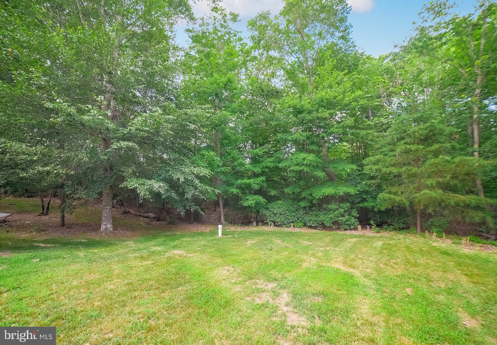 RIVERSIDE FARMS - Residential